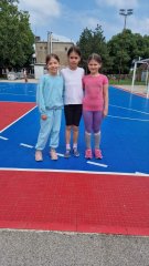IMG-0a0f4689a9c769a801795654e71866d9-V.jpg